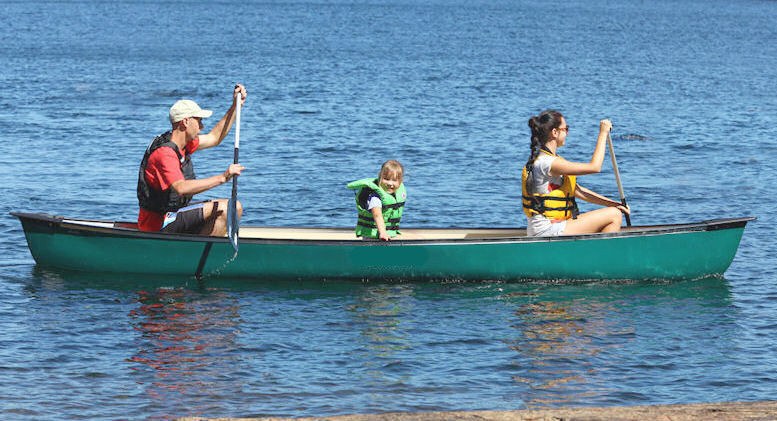 Canoe rentals on Okanagan Lake